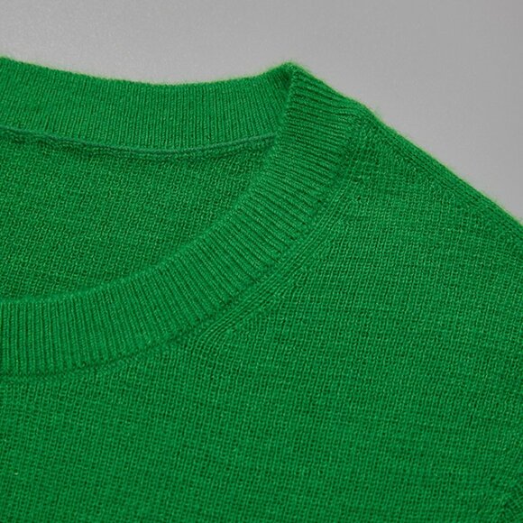 CHICJOC Green 100% Timeless Cashmere Sweater Size 40 - Picture 7 of 9